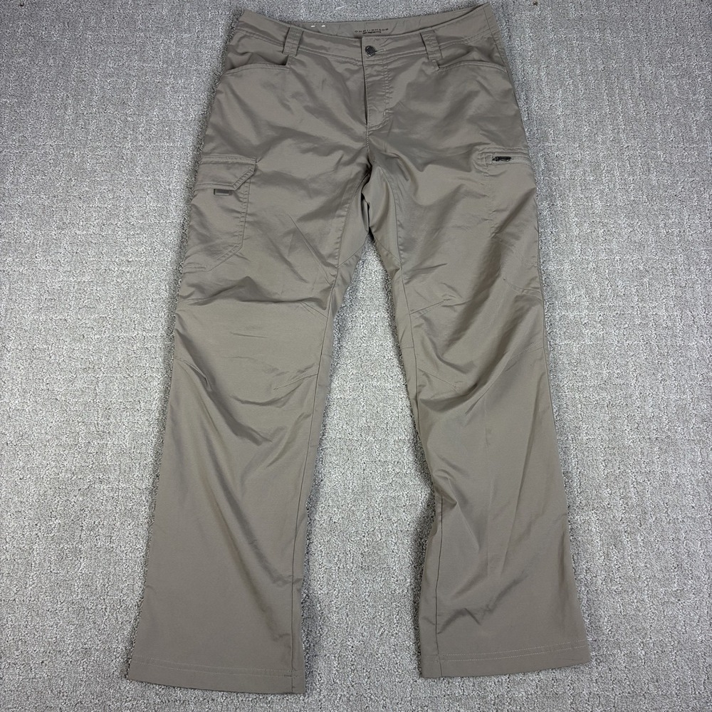 Columbia Men's Omni Shade Cargo Pants Size 32x30 Hiking Outdoor Khaki
